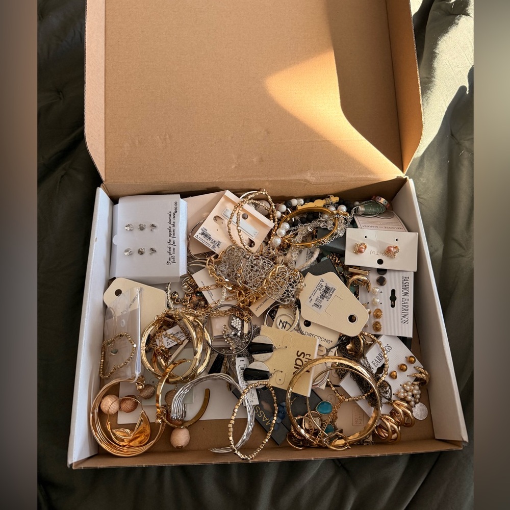 Mystery Jewelry Box